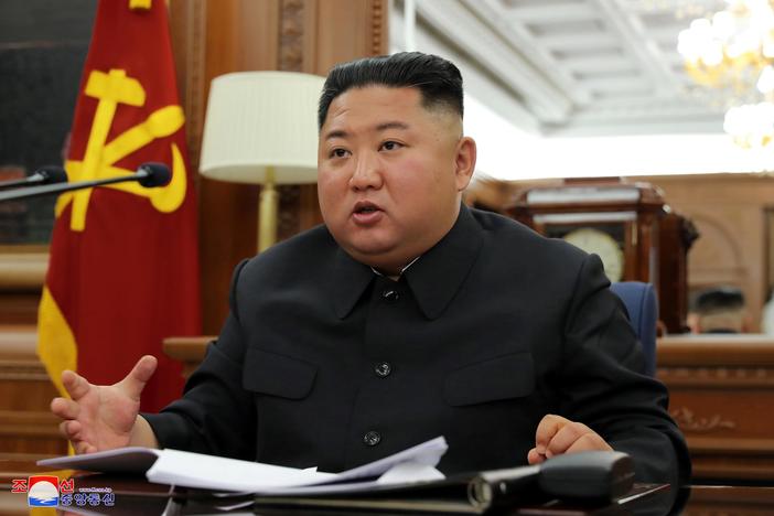 News Wrap: Trump downplays idea of North Korean missile test