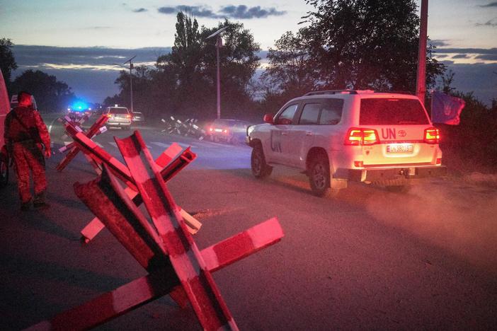 U.N. inspectors reach nuclear plant caught in crossfire of Ukrainian and Russian fighting
