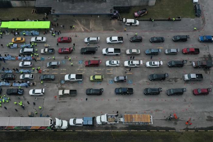 In storm-ravaged Texas, 'a lot of black eyes' among state leadership