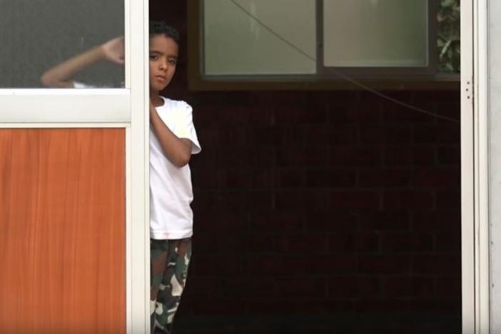 Venezuelans facing tumult at home flood into Peru