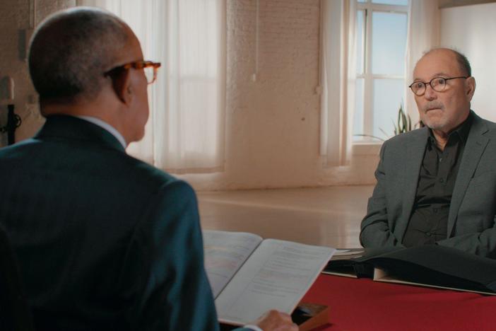 Rubén learns about the difficult life of his African ancestor in Panama on his mother's side.