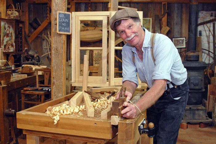 Roy Underhill makes a double, swinging casement window using wooden planes & premium pine.