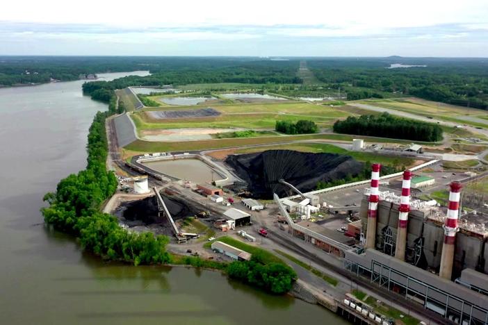 The danger of coal ash, the toxic dust the fossil fuel leaves behind