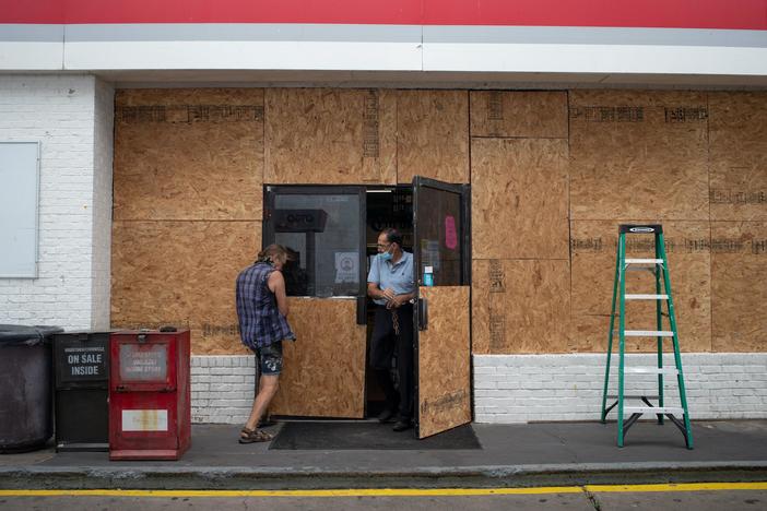 Gulf Coast gears up for monster Hurricane Laura, a Category 4 storm
