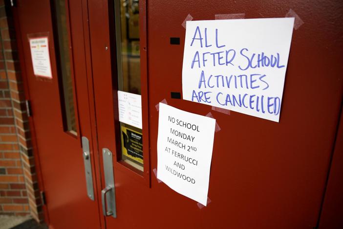 How this school district is educating students at home during coronavirus outbreak