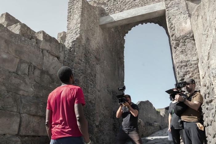 Professor Chris Jackson explains how Pompeiians might have survived the eruption of AD 79.