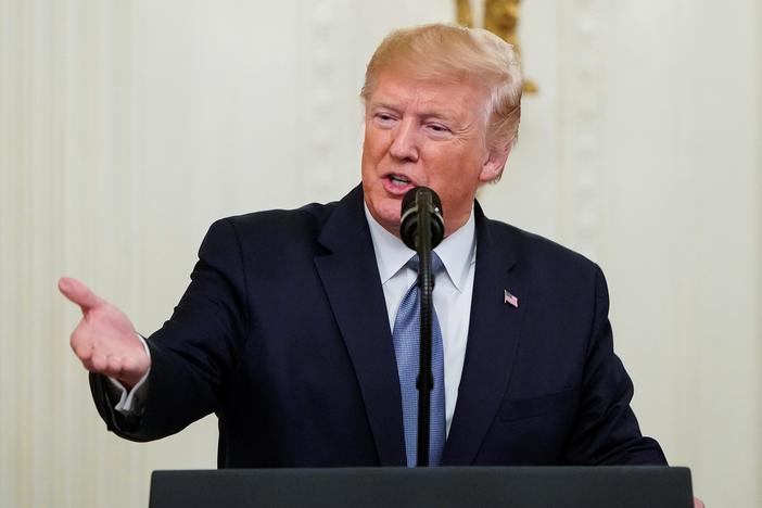 No credible defense of Trump's Ukraine conduct, says GOP strategist