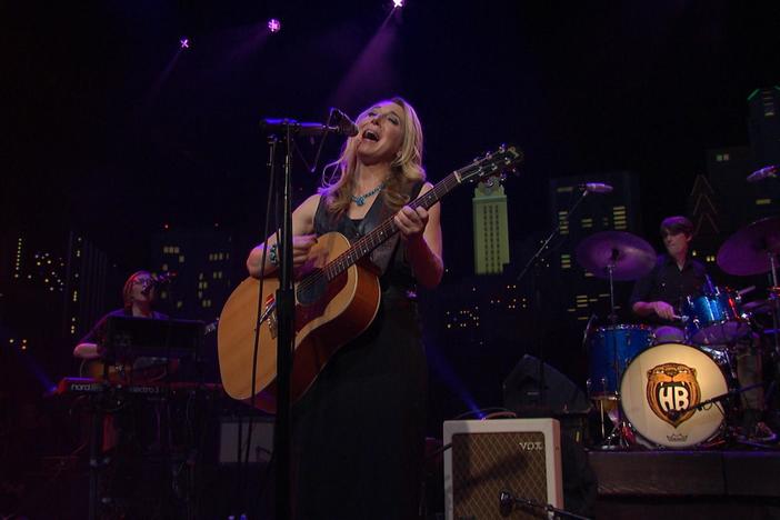 Heartless Bastards perform "Hi Line" during their ACL appearance.