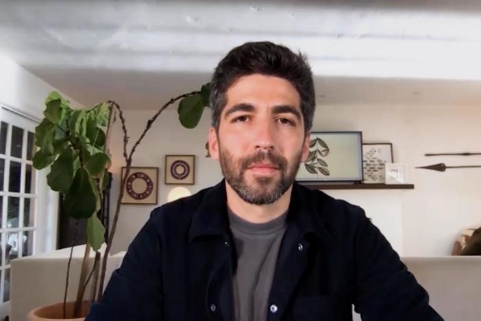 Jonathan Vigliotti discusses his new book "Before It's Gone."
