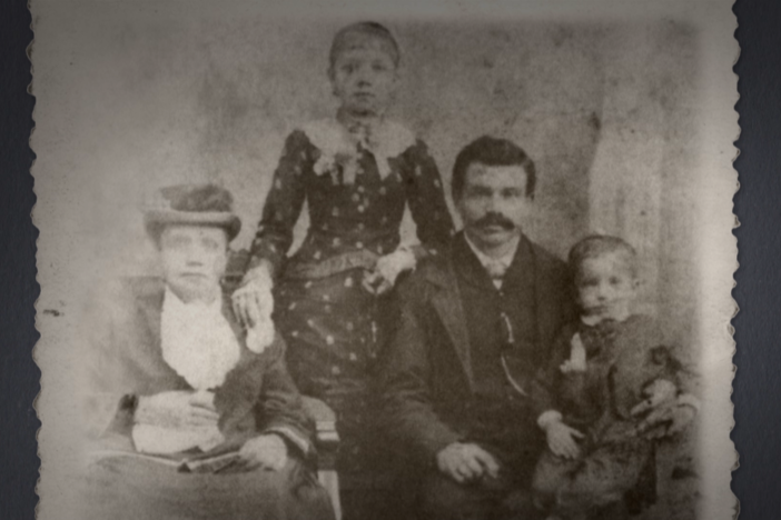 Henry Lewis Gates Jr. discovers how the name Stonestreet came to be.