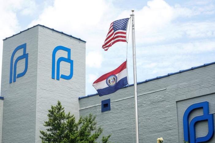 Judges weigh Trump's family planning funding rule