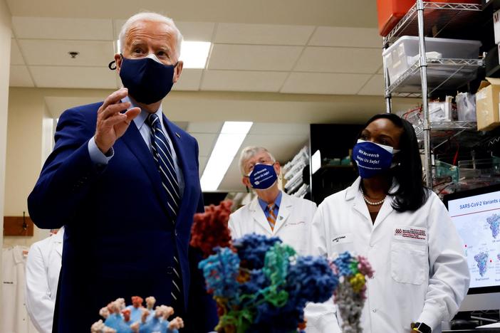 News Wrap: Biden announces purchase of an additional 200 million vaccine doses