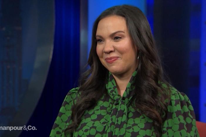 Gloria Calderón Kellett joins the program to discuss "One Day at a Time" and her career.
