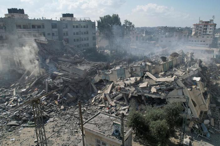 Ex-State Department official explains resigning over U.S. response to Israel-Hamas war
