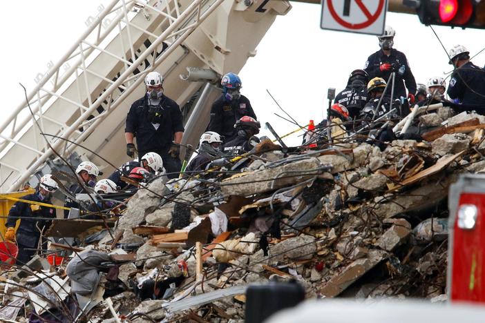 News Wrap: Death toll rises to 16 in Surfside condo collapse