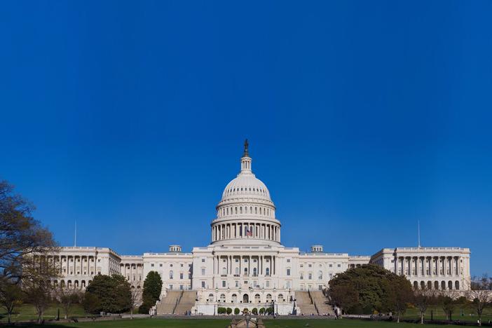 October 29, 2019 - PBS NewsHour West full episode