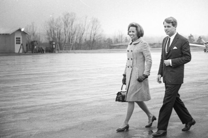 RFK visits Ole Miss despite a speaker ban.
