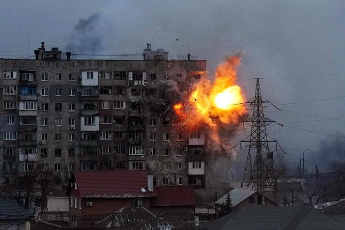 A film from the last international journalists inside the Russian siege of Mariupol.