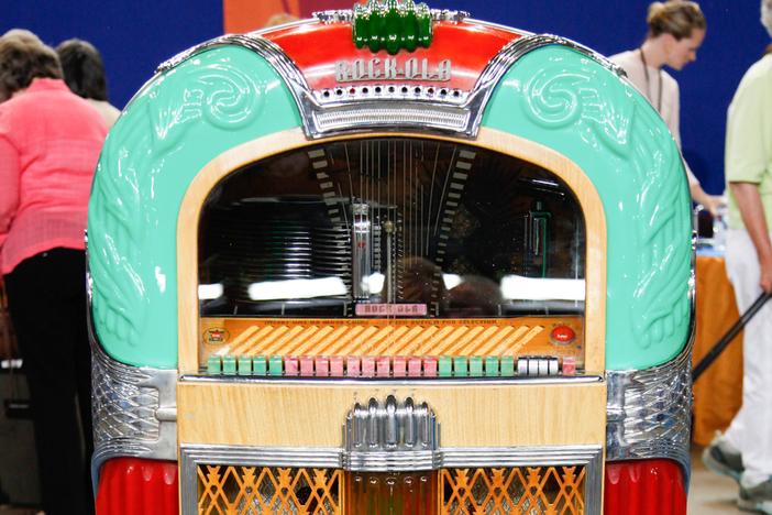 Appraisal: Rock-Ola Juke Box, ca. 1948