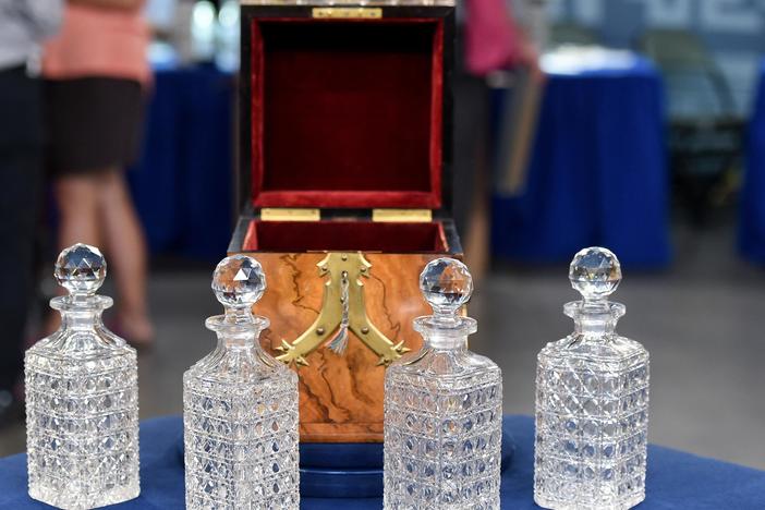 Appraisal: Tiffany & Co. Decanter Box, ca. 1880, from Tucson Hr 2.