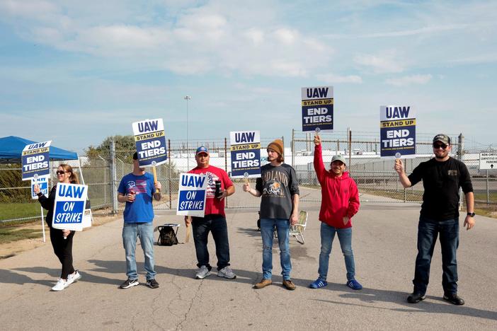 News Wrap: UAW president threatens wider auto worker strike amid wage dispute