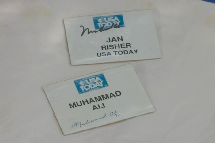 Appraisal: 1995 Muhammad Ali-signed Tablecloth