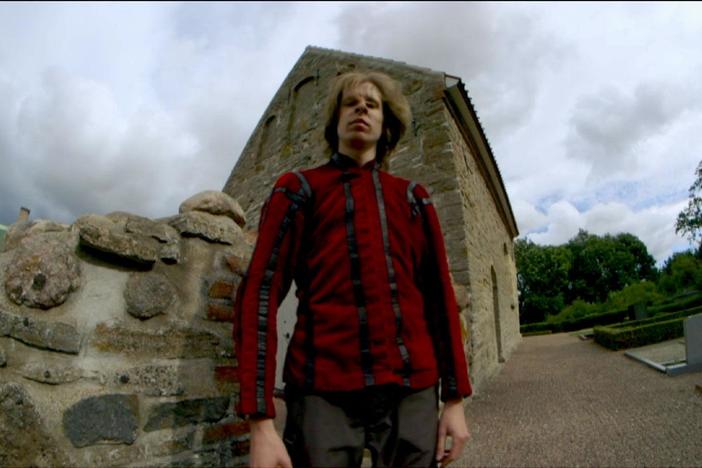The team studying Richard the Third now has someone who can serve as his body double. 