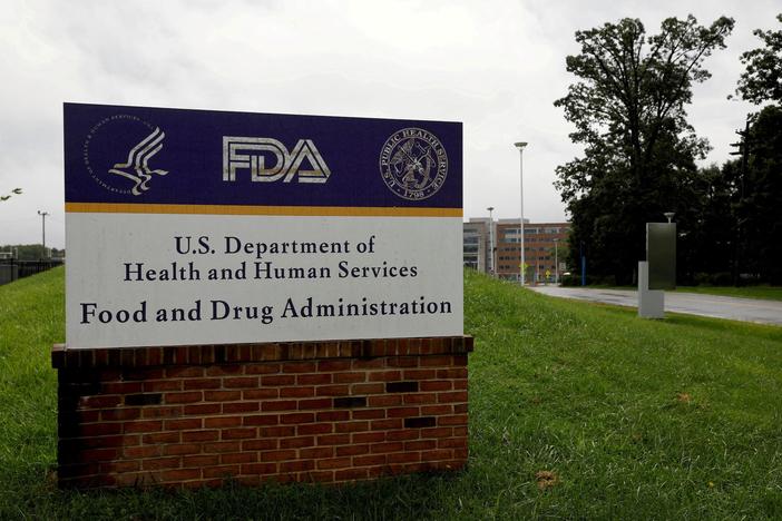 Can Florida's plan to import drugs from Canada lower medication costs?