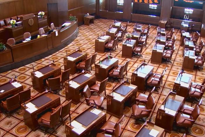 Why 11 Oregon state senators aren't showing up for work