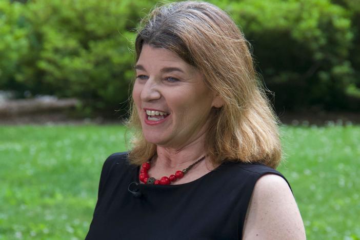 Lee Dunbar reminisces about her million-dollar baseball-card discovery in NYC in 2014!