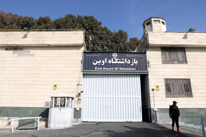 Families of Americans detained in Iran press for their release