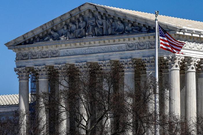 Supreme Court says only Congress, not states, can remove Trump from presidential ballots