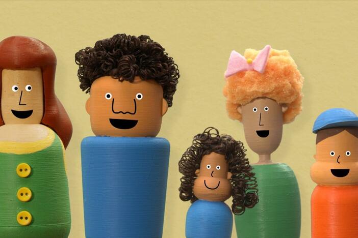 A boy introduces each member of his family and counts each one to reach a total of 13.