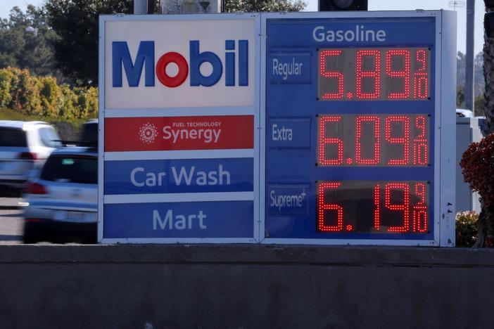 Inflation hits new historic high, painting a bleak economic picture