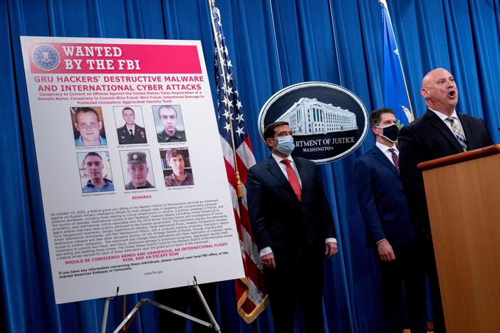 News Wrap: DOJ charges 6 Russians with hacking