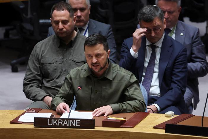 U.S. diplomat discusses American policy toward Ukraine amid Russian aggression