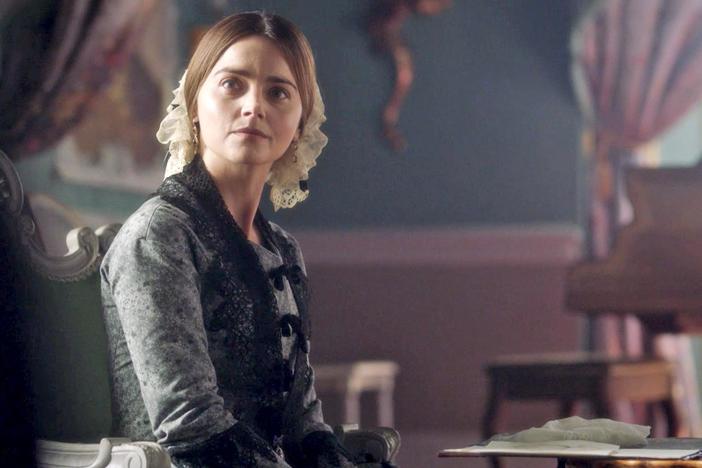 Abigail delivers startling news about Sophie to Victoria.