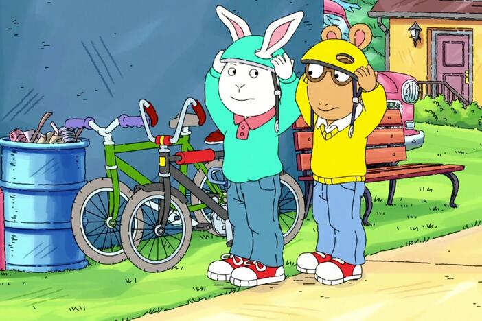 Can Arthur and Buster make it to the toy store before Muffy does?