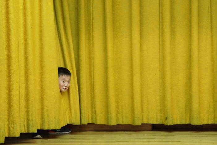 While preparing to stage a musical, Chinatown kids discover their own cultural identities.