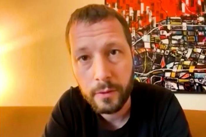 Filmmaker Mstyslav Chernov describes 20 Days in the Besieged City of Mariupol