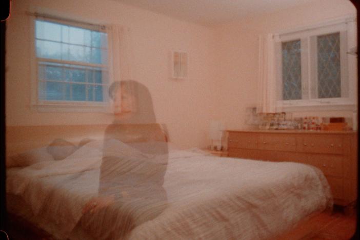 A Vietnamese American daughter captures her parents on 16mm as they dream of their homeland.