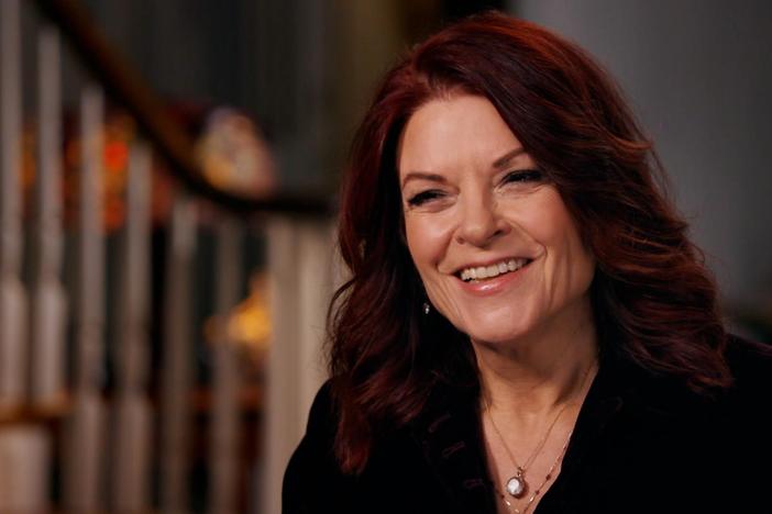 Rosanne Cash opens up about how her father, Johnny Cash, was an amateur genealogist.