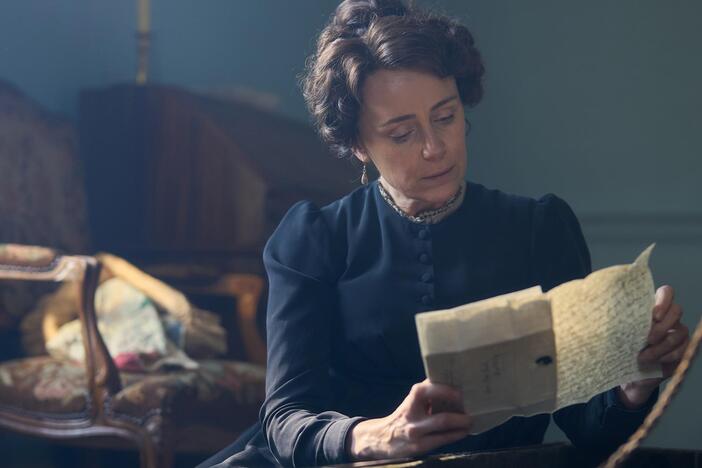 Cassandra takes a final step to protect Jane’s legacy.