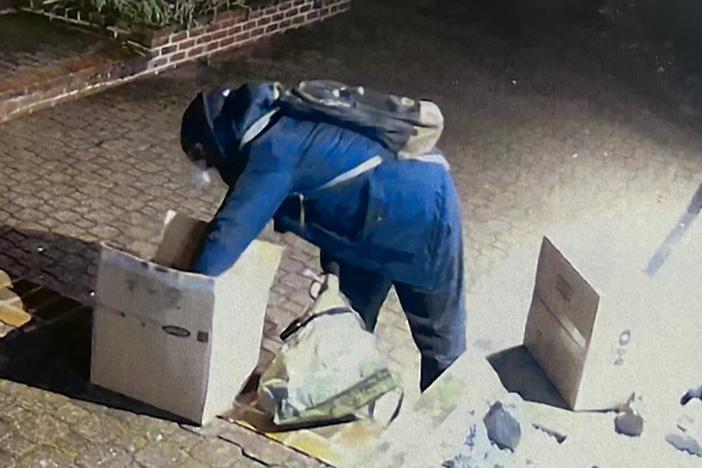 As porch piracy grows, how to keep your package deliveries safe this holiday season