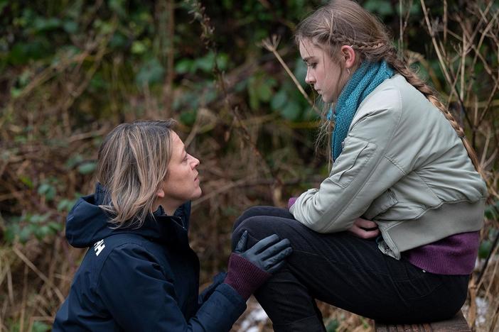 Annika’s teenage daughter, Morgan, gets mixed up with suspects in a revenge slaying.
