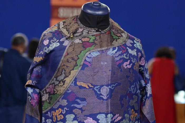 Appraisal: Chinese Summer Robe, ca. 1905, from Birmingham, Hour 2.