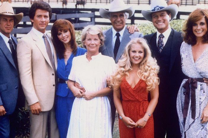 Larry Hagman, Patrick Duffy and Linda Gray recall first impressions of the cast and show.