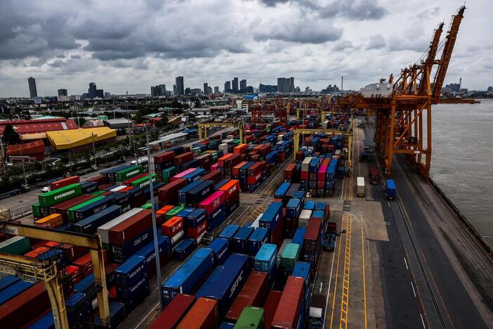 News Wrap: Trump announces 50% tariffs on Brazil for Bolsonaro 'witch hunt'