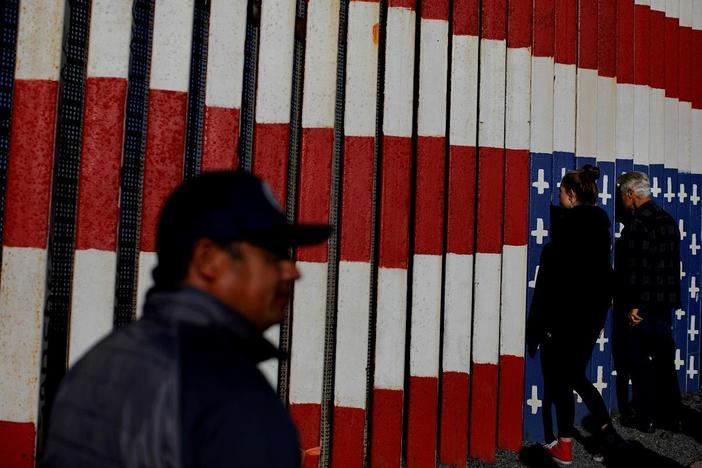 Day 30 of shutdown: If compromise seems hopeless, what next?