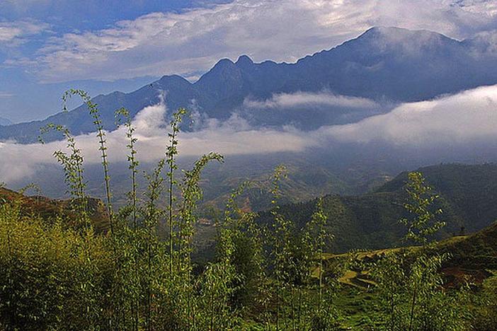 Women in the town of Sapa, Vietnam. build a better life for themselves.